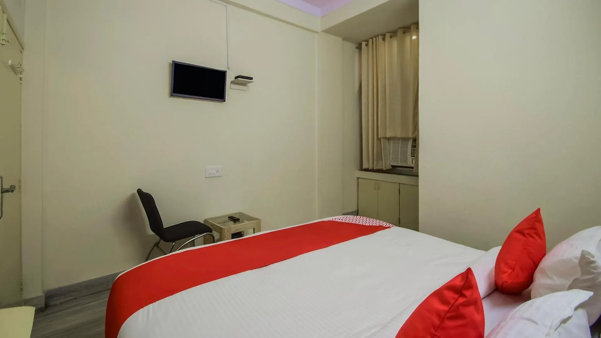 ***  Hotel O Seema Udaipur India